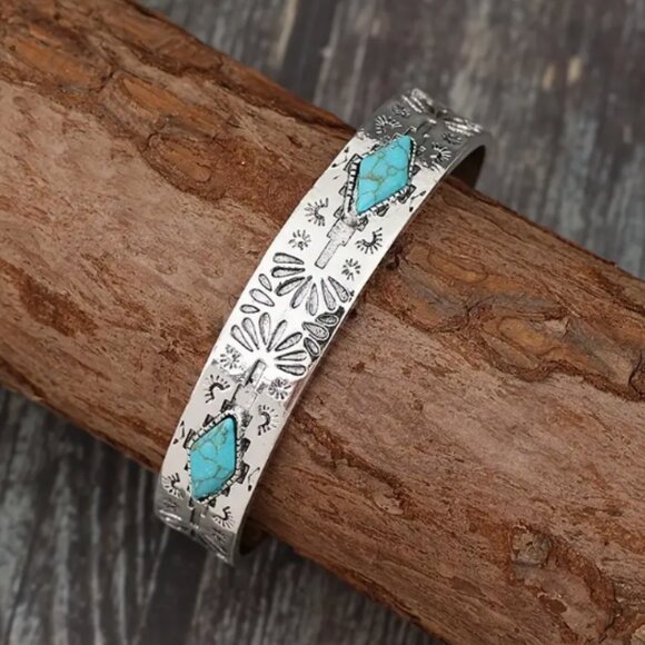 Silver and turquoise coloured stone bangle bracelet - OS - new - Picture 1 of 3